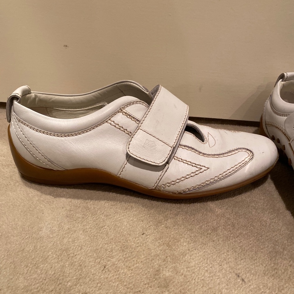 Tods driving shoe sneaker with Velcro close size 7